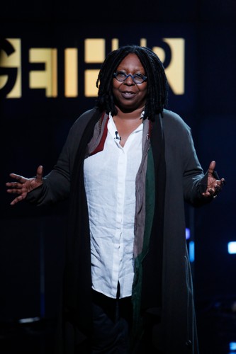 Whoopi Goldberg podczas koncertu 'Hurricane Sandy: Coming Together'