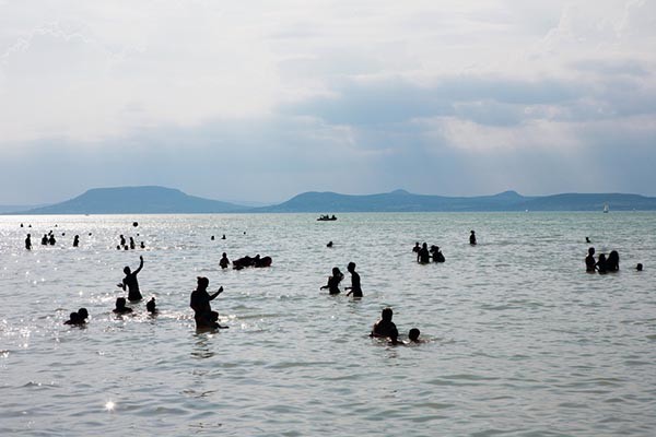 Vigyázzunk magunkra a Balaton partján is!