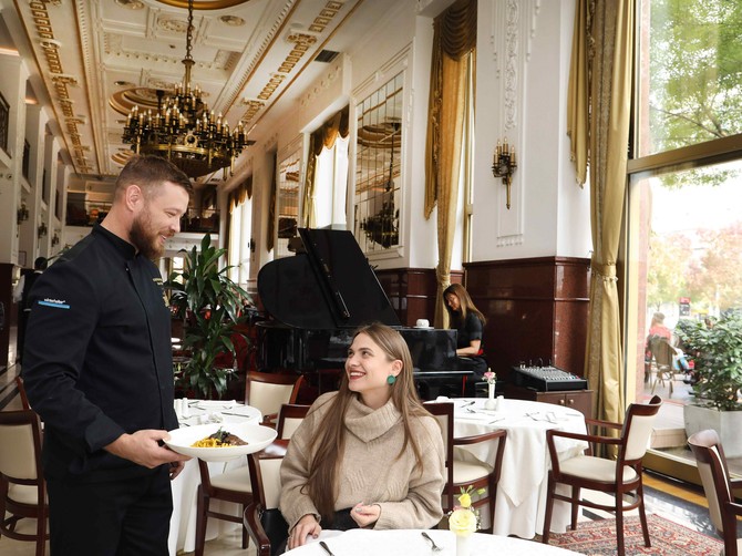 Na ručku sa šefom restorana "Čajkovski" u hotelu "Moskva"