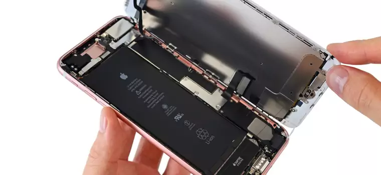 Apple przeprasza za spowalnianie iPhone'ów i oferuje zniżkę na wymianę baterii