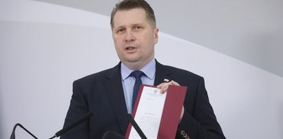 Tak chcą wypełnić luki po nauczaniu zdalnym. Ministerstwo edukacji ma plan