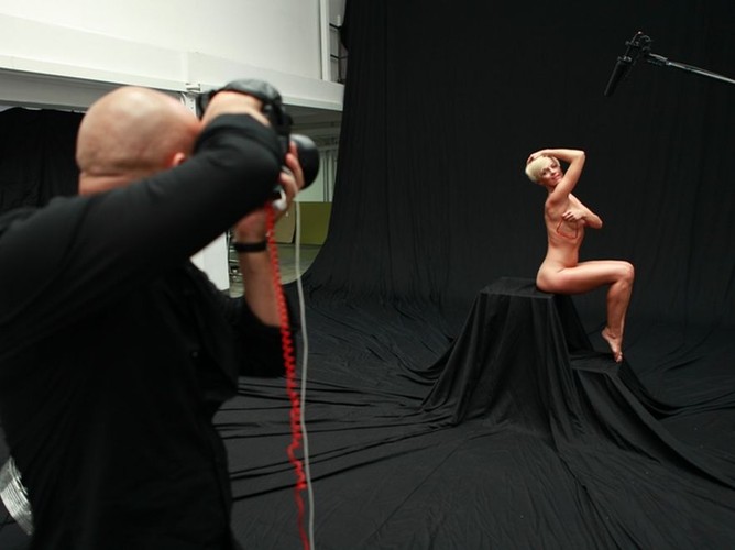 Akty w  Top Model – zdjęcia z planu