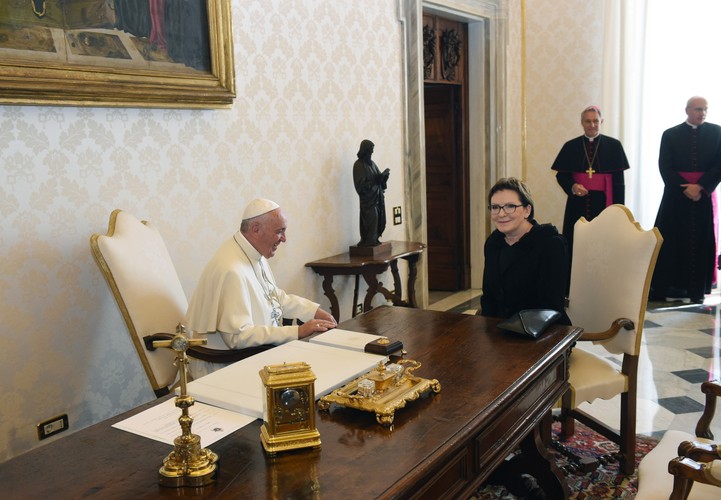 Papież Franciszek przyjął premier Ewę Kopacz w Watykanie