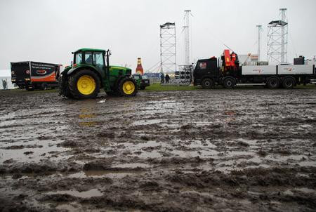 Creamfields 2008: muzyka i błoto