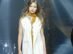 Córka Kingi Rusin i Tomasza Lisa gwiazdą pokazu polskich projektantów. FOTO