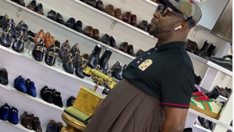 Ghanaian drip god, Osebor is showing he doesn't only wear 'skirts ...