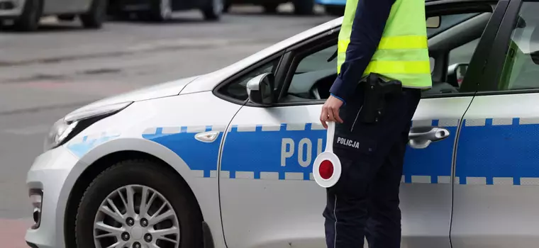 Policja podsumowała święta. Kierowcy jeżdżą wolniej, ale nadal prowadzą po alkoholu