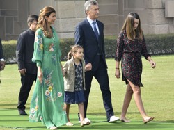 Kobieta stworzona do pełnienia funkcji reprezentacyjnych: przepiękna pierwsza dama Argentyny. FOTO