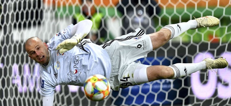 Ekstraklasa piłkarska: Górnik bez szans i bez goli w Lubinie