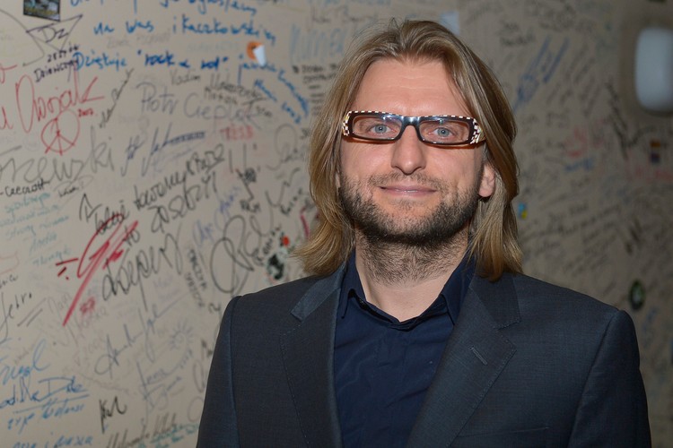 Leszek Możdżer podczas benefisu Urszuli Dudziak w radiowej Trójce