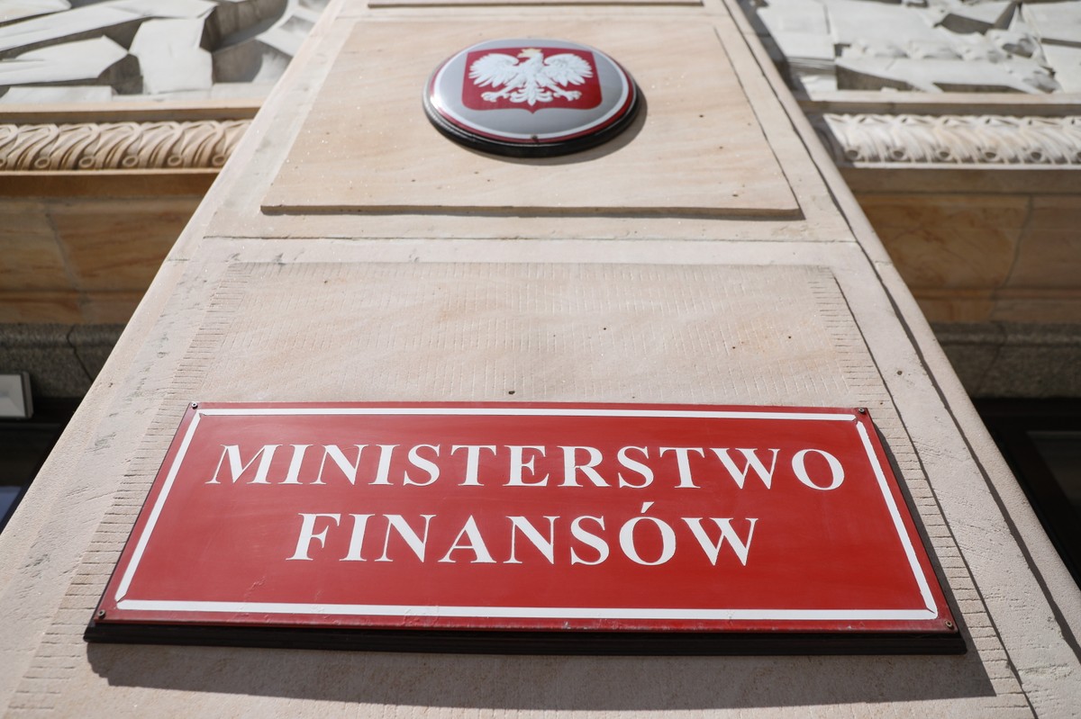Deficyt budżetu państwa wynosi 53,1 mld zł. Najnowsze dane Ministerstwa Finansów