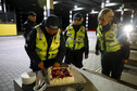 Strażnicy uczcili zakończenie swojej służby na granicy symbolicznym tortem