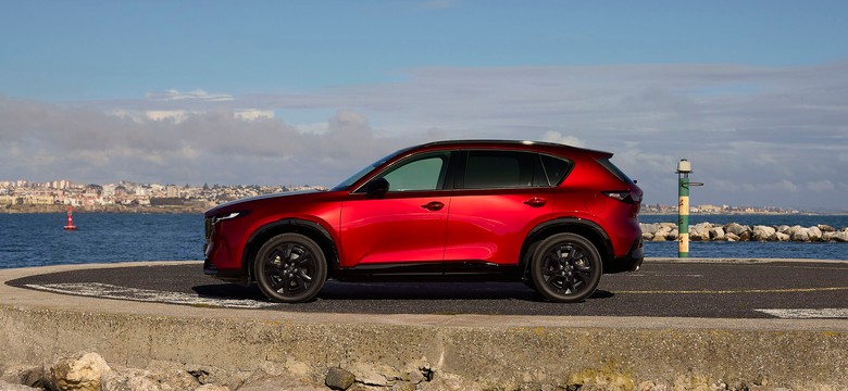 Nowa Mazda znika w ciemno. Oto duży SUV w chińskiej cenie. Ile kosztuje?