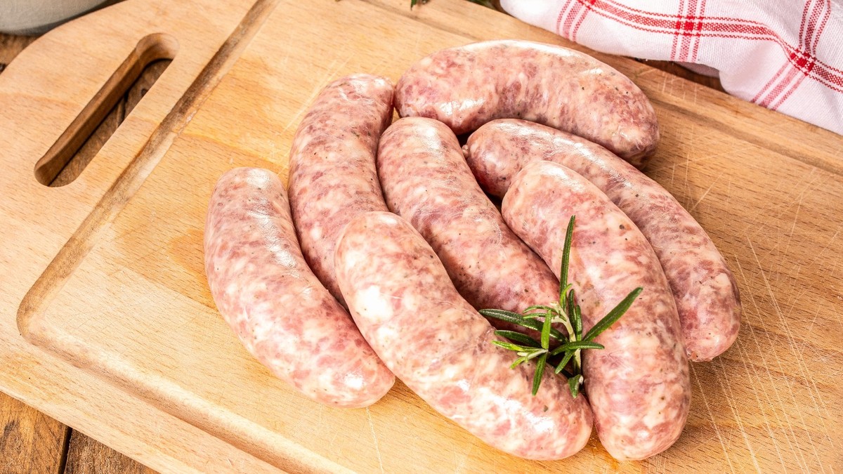 Jak przygotować białą kiełbasę na Wielkanoc?