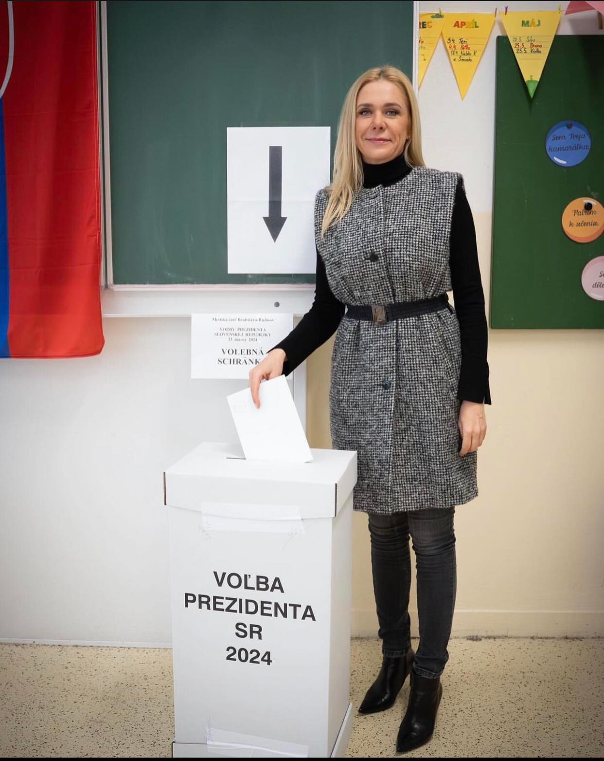 K prezidentským voľbám prišla aj podpredsedníčka vlády SR Denisa Saková.