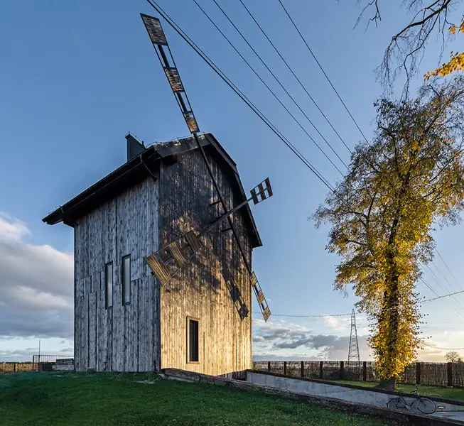 Polski dom w starym wiatraku, proj.: O4 architekci - Michał Kucharski, Mateusz Piwowarski Sylwia Ciesielska