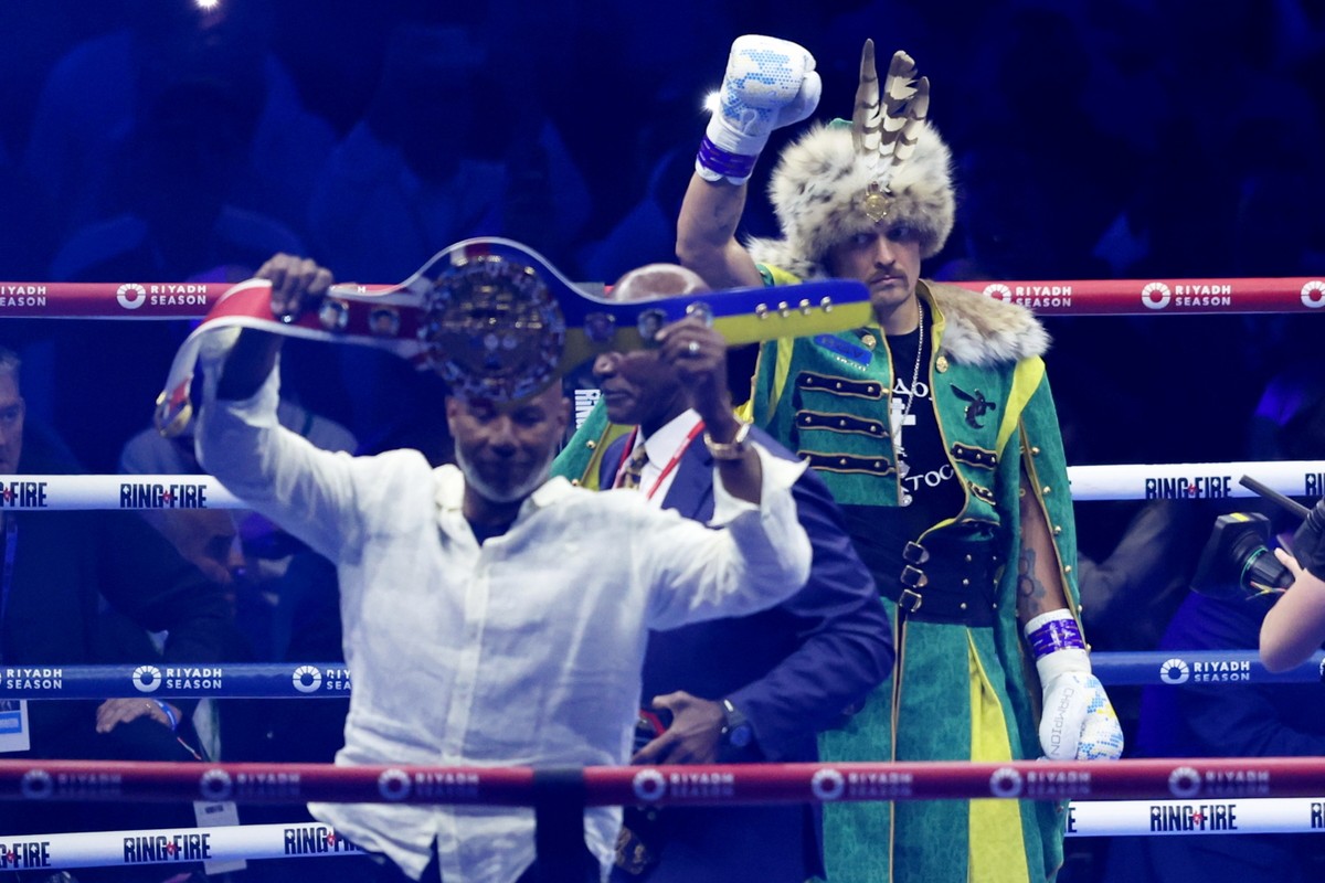 Ołeksandr Usyk mistrzem świata. Tyson Fury przełknął gorycz porażki