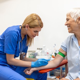 Súlyos betegséget is jelezhet az, ha vérszegénységgel küzd – főleg akkor, ha már elmúlt 50 éves