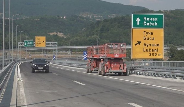 Radovi na više deonica širom Srbije