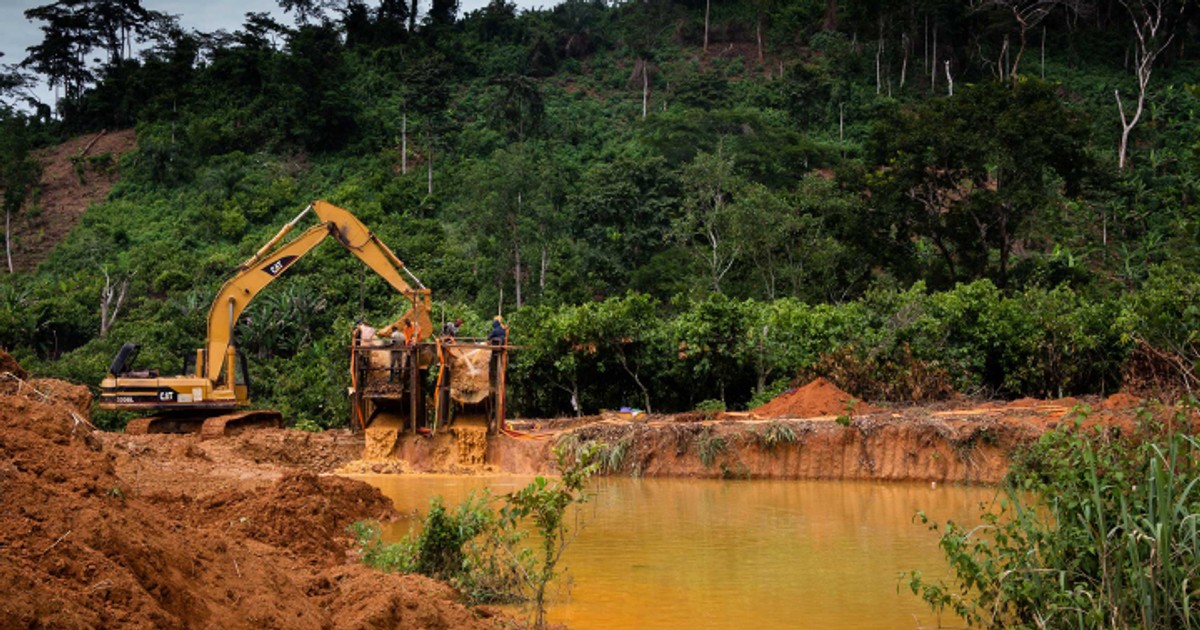 Ghana mining lease disputes raise fears over Gold Fields investment
