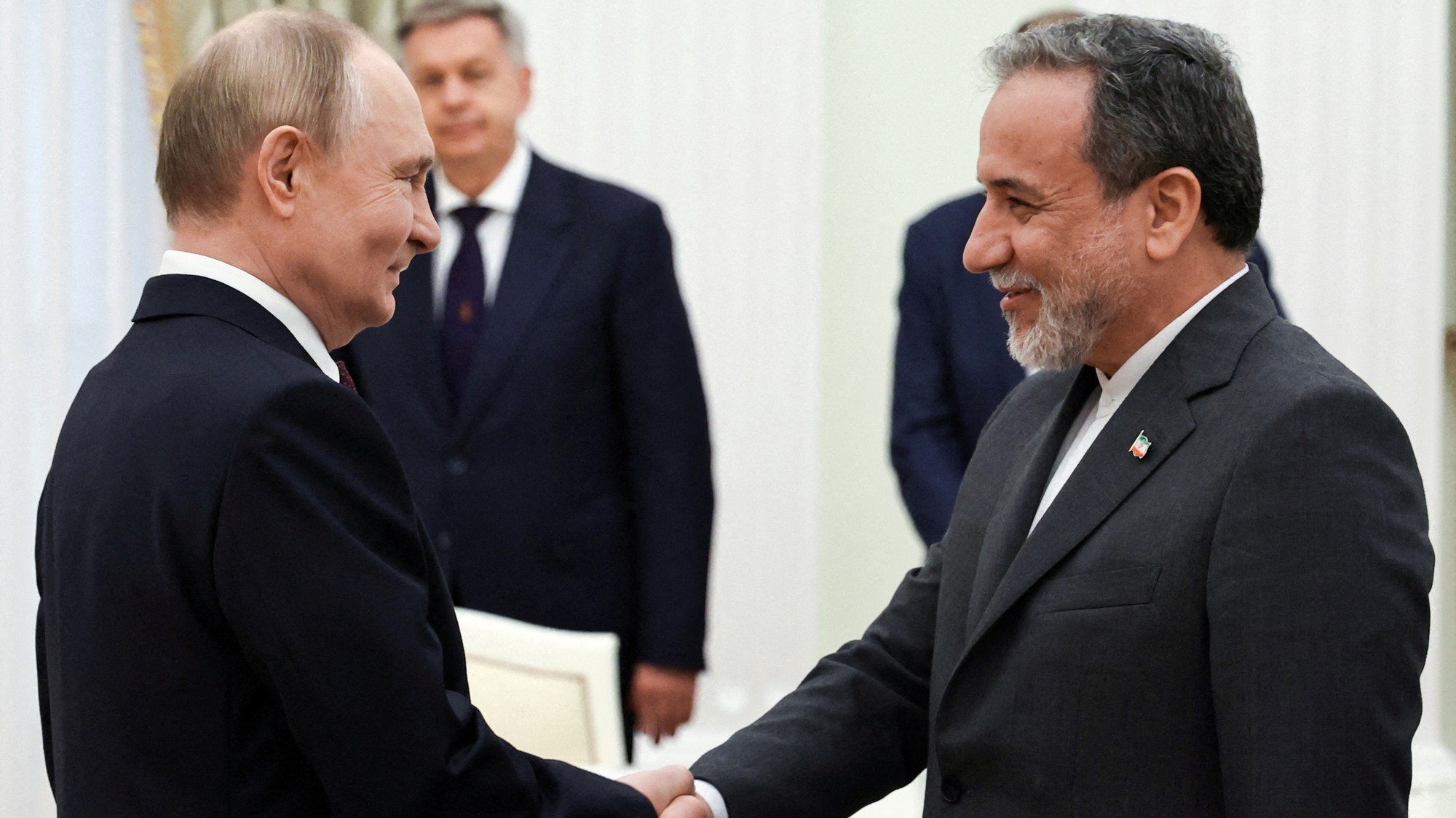 Ruský prezident Vladimír Putin prijal v Moskve šéfa iránskej diplomacie Abbása Arákčího.