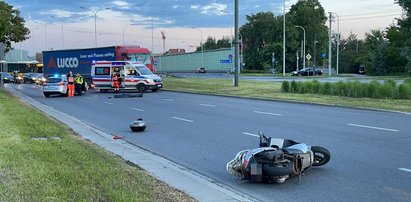 Tragiczny wypadek w Warszawie. Kierowca skutera nie miał szans