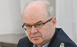 Gen. Skrzypczak: Jeśli UE nam nie pomoże, Polska powinna zrobić dla imigrantów korytarz do Niemiec