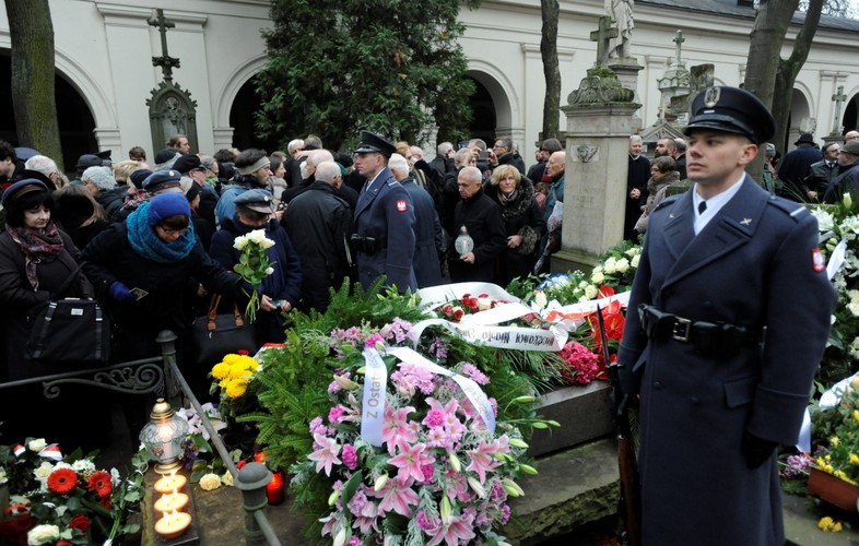 Pogrzeb córki marszałka Józefa Piłsudskiego. Jadwiga Piłsudska-Jaraczewska pochowana na Powązkach