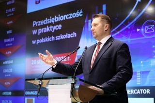 Czarnek: Zastąpimy podstawy przedsiębiorczości przedmiotem biznes i zarządzanie