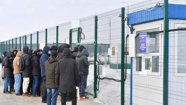 Rosja łata dziury w gospodarce i otwiera granice dla migrantów-przestępców. "Będą tanią siłą roboczą"