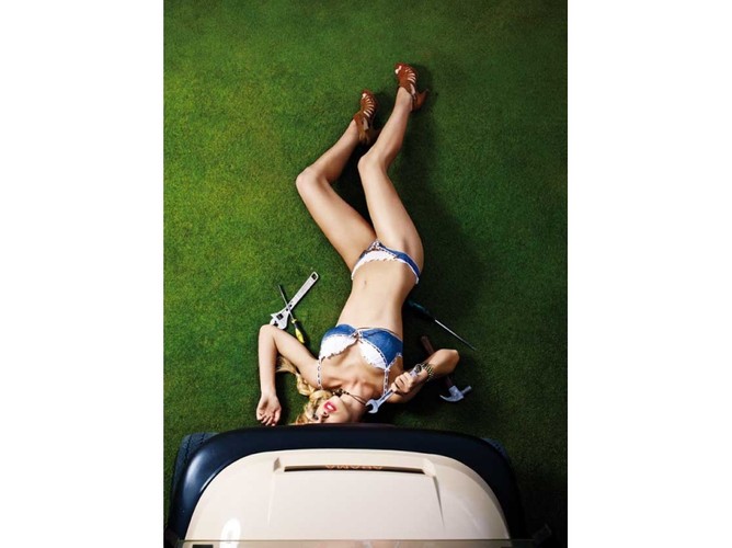 Uwodzicielska bielizna Censored na wiosnę 2011