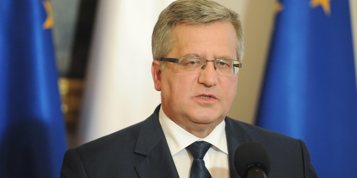 Komorowski o ekshumacjach i kosmitach 