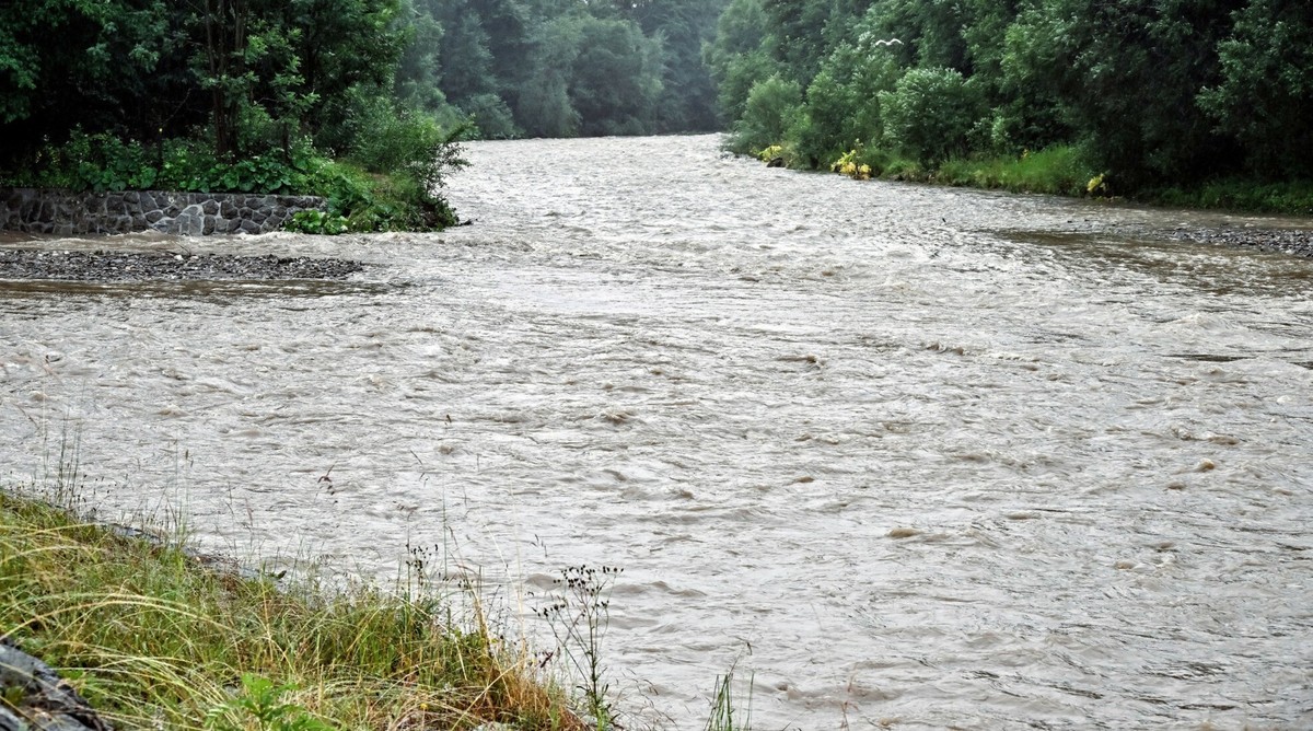 Pogoda długoterminowa. Dlaczego warto sprawdzać ją w mniej popularnych usługach