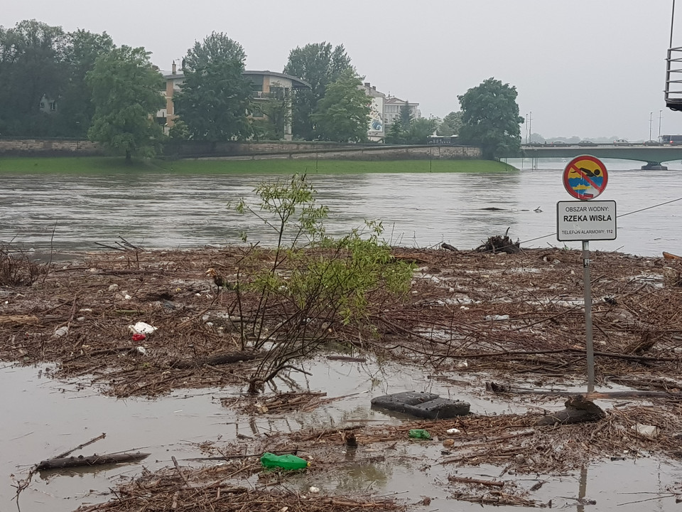 Fala kulminacyjna przejdzie dziś przez Kraków