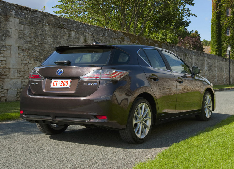 Lexus CT 200h: Cicha rewolucja