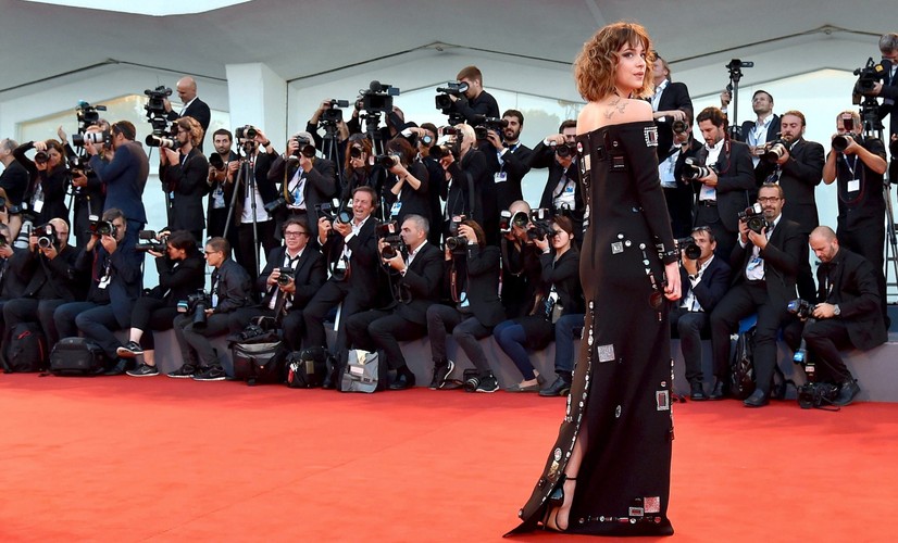 Dakota Johnson na festiwalu w Wenecji