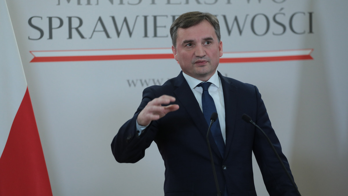 Zbigniew Ziobro w "Financial Times": Polska powinna odpowiedzieć UE wetem