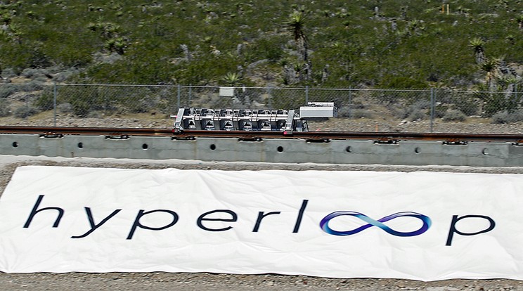 Május elején a sivatagban tesztelték a Hyperloop működését /Fotó: AFP