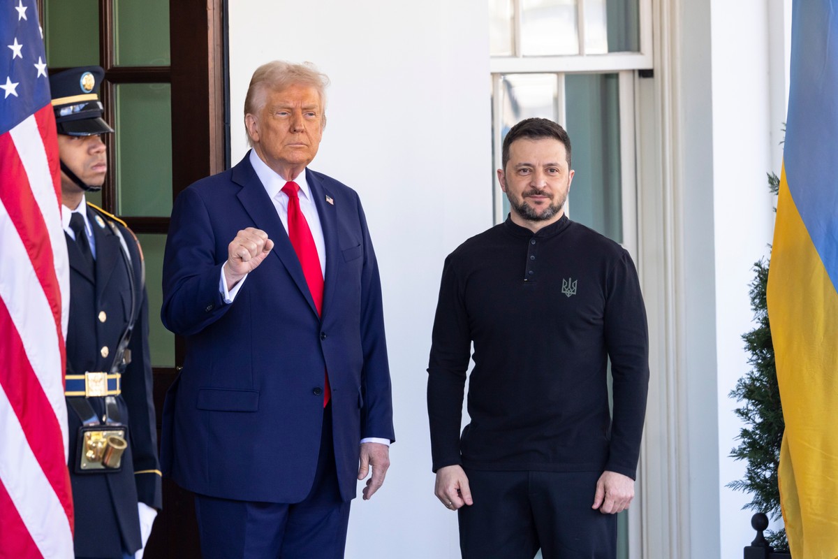 Sensacyjne doniesienia z USA. Trump rozważa siłowe odsunięcie Zełenskiego