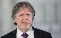 Sośnierz: Mamy jedną z najgorszych krzywych przebiegu epidemii w Europie. Gorszą ma Białoruś, Rosja