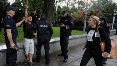 Scheuring-Wielgus ma zakaz wjazdu do Sejmu, choć nigdy nie wjechała tam autem