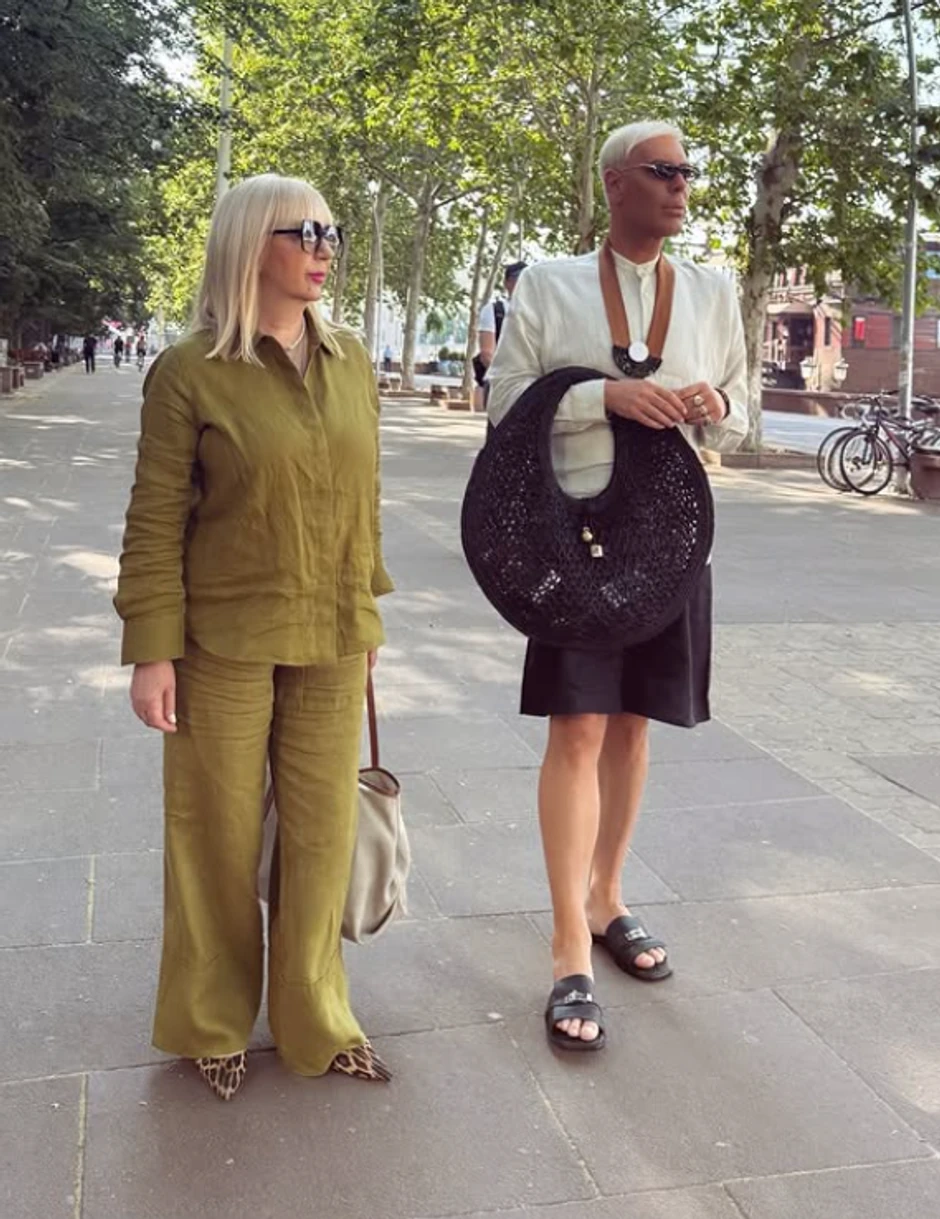 Boki 13 pokazao majku