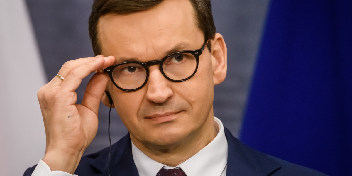 Premier Mateusz Morawiecki kategorycznie odżegnał od podwyżek od polityków. 