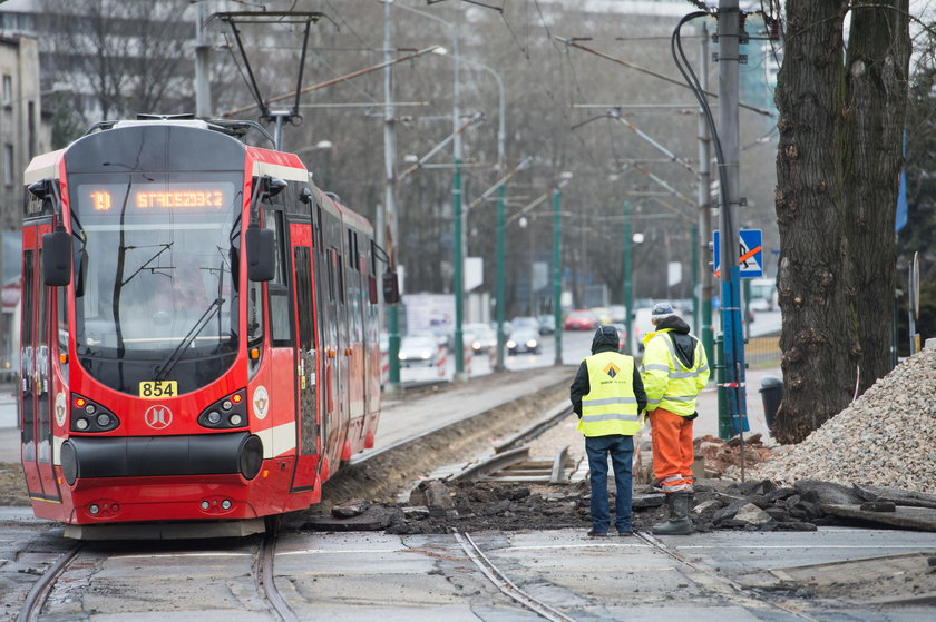 Katowice. Remont torowiska przy ul. Złotej