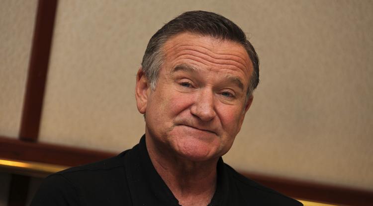 Nem hiszed el! 40 éves fotó került elő Robin Williams-ről