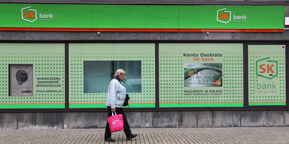 Jeszcze na koniec 2014 roku SK Bank był największym bankiem spółdzielczym w Polsce i na papierze miał aktywa przekraczające 3,8 mld zł