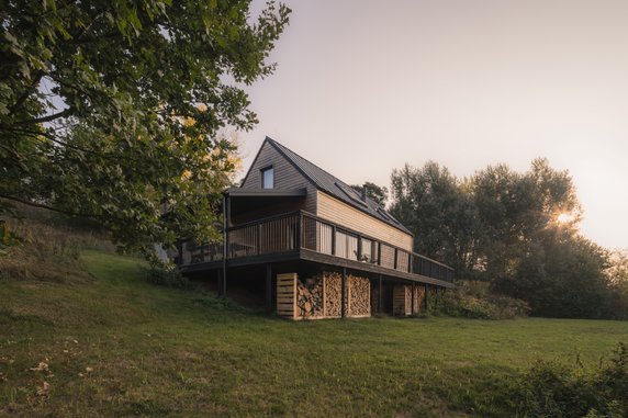 Domek nad Wisłą. Idealny, by odpocząć w otoczeniu natury