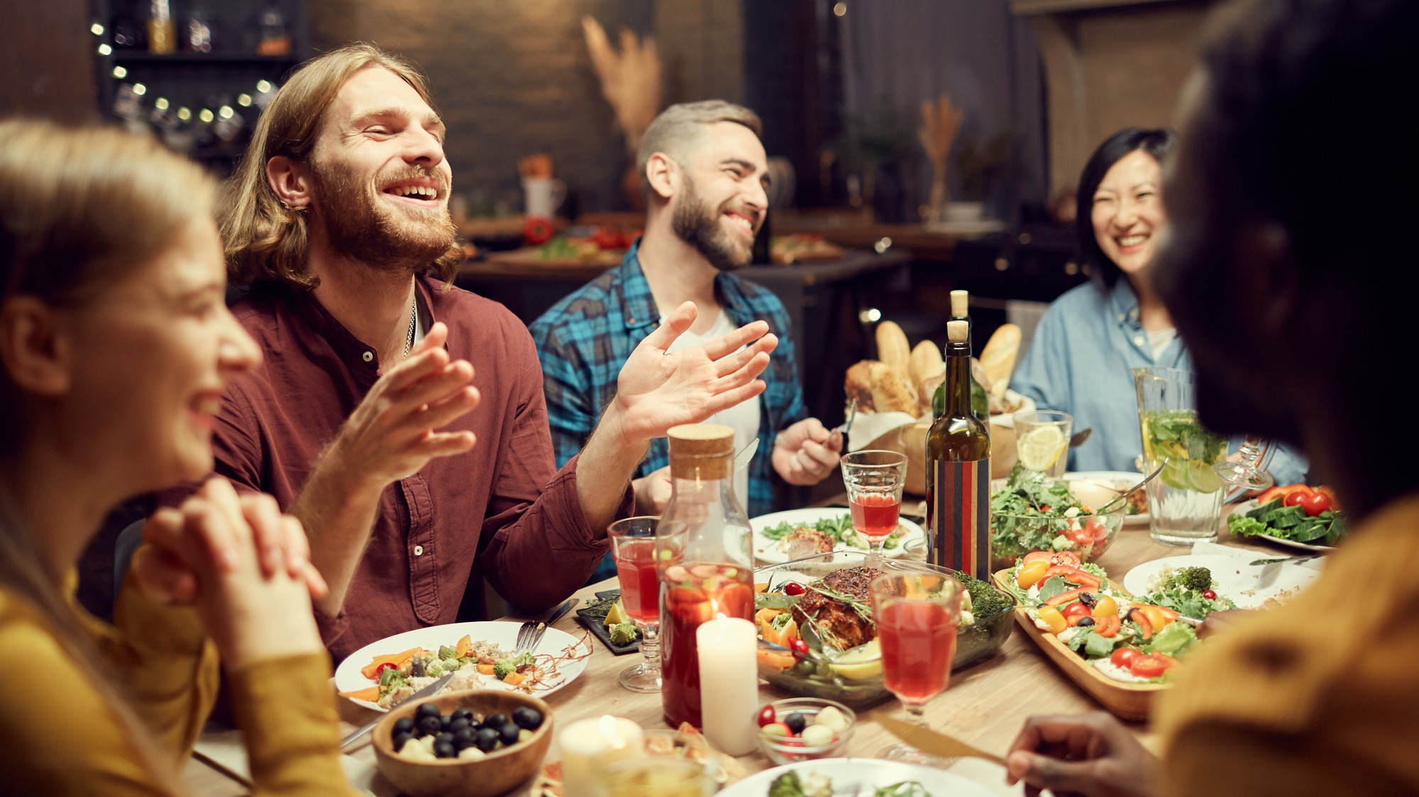 Drobné gesto, ktoré odhaľuje charakter. (ilustračný obrázok)