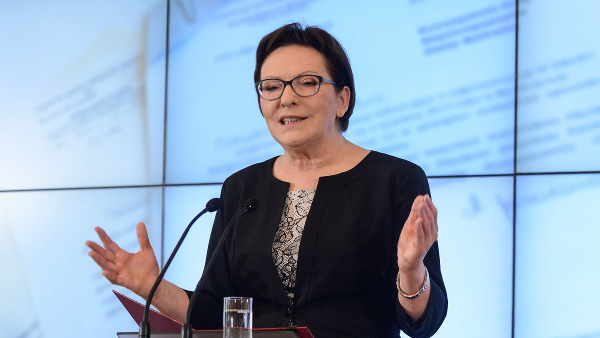 Premier Ewa Kopacz poinformowała w piątek, że rząd uruchamia program "Obywatel", który ma pomóc w prostym i przyjaznym komunikowaniu się urzędników z obywatelami. W ramach programu ruszył portal