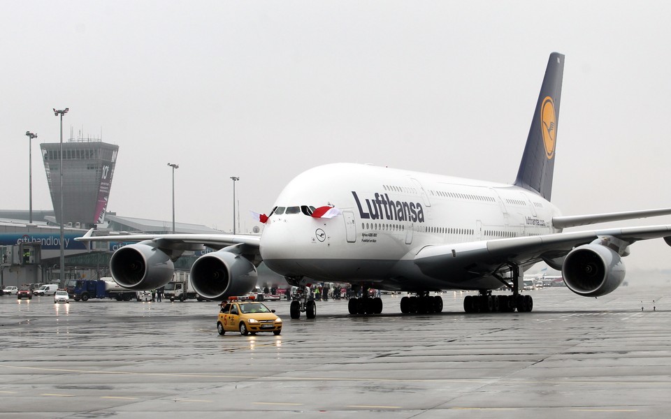 WARSZAWA OKECIE PRZYLOT AIRBUSA A380